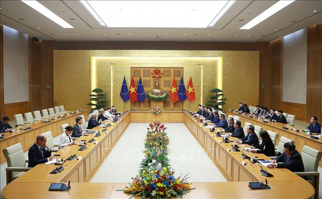 Thủ tướng Phạm Minh Chính hội kiến Chủ tịch Hội đồng châu Âu António Costa. Ảnh: Dương Giang-TTXVN 
