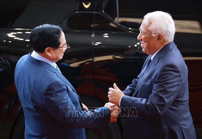 Thủ tướng Phạm Minh Chính và Chủ tịch Hội đồng châu Âu António Costa. Ảnh: Dương Giang - TTXVN