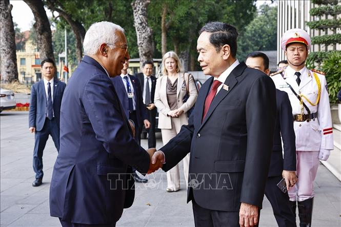 Chủ tịch Bet88app còn khuyến mãi Trần Thanh Mẫn đón Chủ tịch Hội đồng châu Âu António Costa. Ảnh: Doãn Tấn - TTXVN