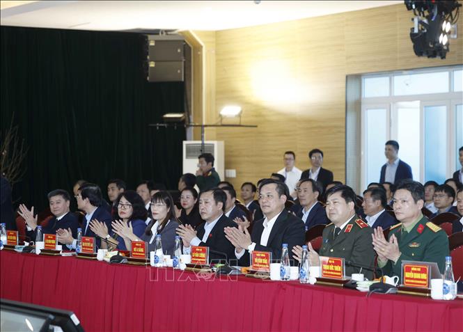 Các đại biểu tham dự buổi làm việc. Ảnh: Thống Nhất – TTXVN