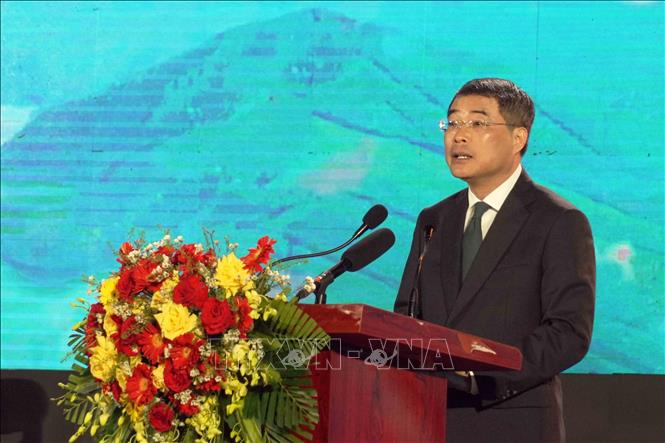 Đồng chí Lê Minh Hưng, Ủy viên Bộ Bett88 cá cược trực tuyến, Bí thư Trung ương Đảng, Trưởng Ban Tổ chức Trung ương phát biểu tại chương trình. Ảnh: Hữu Quyết - TTXVN