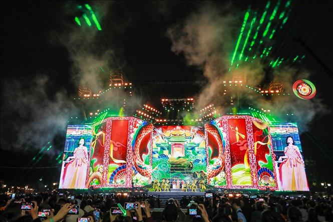 Tiết mục nghệ thuật 