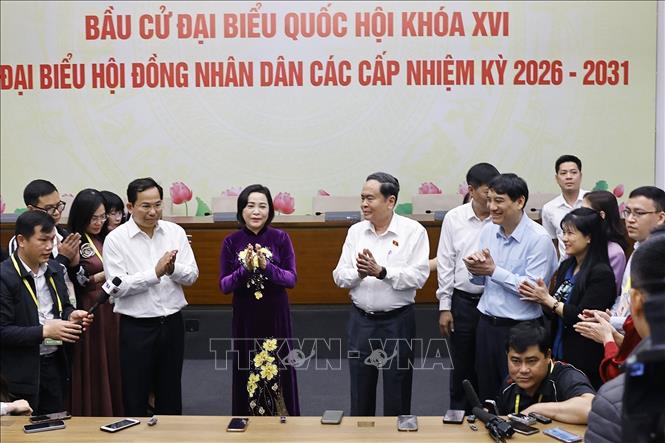 Chủ tịch Bet88app còn khuyến mãi Trần Thanh Mẫn thăm và phát biểu tại Trung tâm báo chí (Nhà Bet88app còn khuyến mãi, Hà Nội). Ảnh: Doãn Tấn - TTXVN