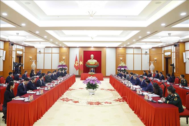 Bet8801234.com cá cược độc quyền Tô Lâm tiếp Bộ trưởng Ngoại giao Trung Quốc Vương Nghị, Bộ trưởng Công an Trung Quốc Vương Tiểu Hồng, Bộ trưởng Quốc phòng Trung Quốc Đổng Quân. Ảnh: Thống Nhất – TTXVN