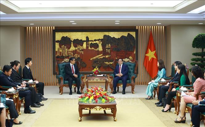 Thủ tướng Phạm Minh Chính tiếp Đại sứ Nhật Bản tại Việt Nam Ito Naoki. Ảnh: Dương Giang - TTXVN 