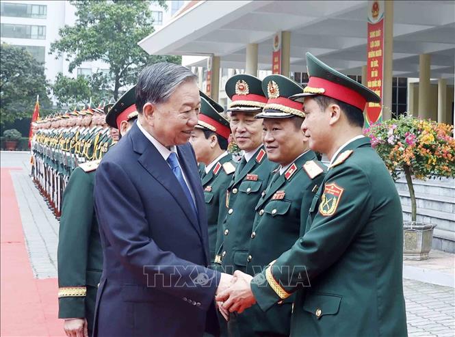 Bet8801234.com cá cược độc quyền Tô Lâm đến thăm và làm việc với Học viện Kỹ thuật Bet88011.com bắn cá đổi thưởng. Ảnh: Thống Nhất – TTXVN