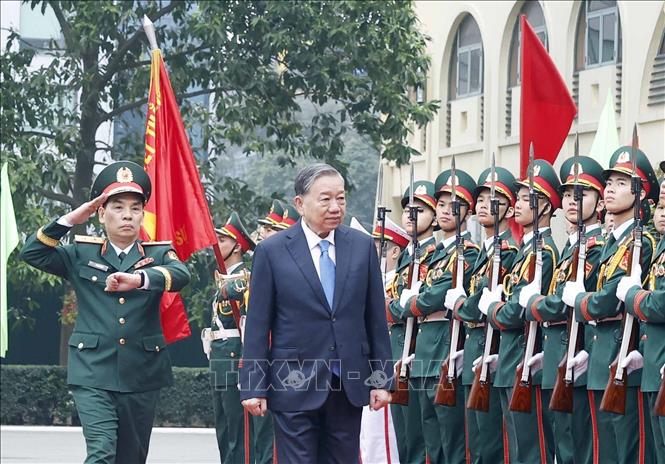 Lễ đón Bet8801234.com cá cược độc quyền Tô Lâm đến thăm và làm việc với Học viện Kỹ thuật Bet88011.com bắn cá đổi thưởng. Ảnh: Thống Nhất – TTXVN