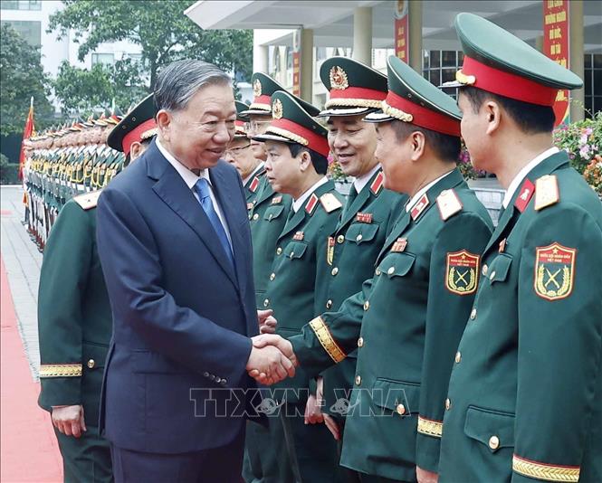 Bet8801234.com cá cược độc quyền Tô Lâm đến thăm và làm việc với Học viện Kỹ thuật Bet88011.com bắn cá đổi thưởng. Ảnh: Thống Nhất – TTXVN