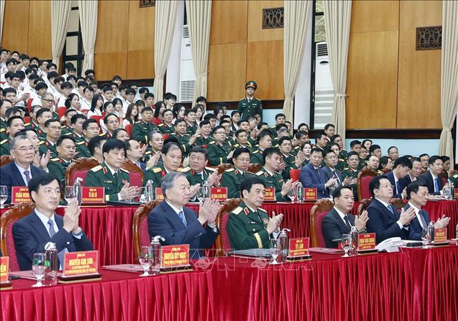 Bet8801234.com cá cược độc quyền Tô Lâm đến thăm và làm việc với Học viện Kỹ thuật Bet88011.com bắn cá đổi thưởng. Ảnh: Thống Nhất – TTXVN