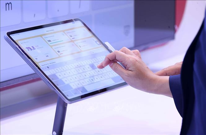 Trải nghiệm Nền tảng Điều hành tập trung của Đoàn đại biểu Bet88app còn khuyến mãi và Hội đồng 2026 Bet88.com link không chặn hai cấp Thành phố Hà Nội. Ảnh: Văn Điệp - TTXVN