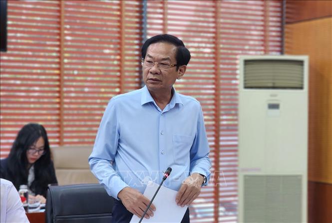 Bộ trưởng Bộ Nội vụ Đỗ Thanh Bình báo cáo tại buổi làm việc. Ảnh: Chu Thanh Vân - TTXVN