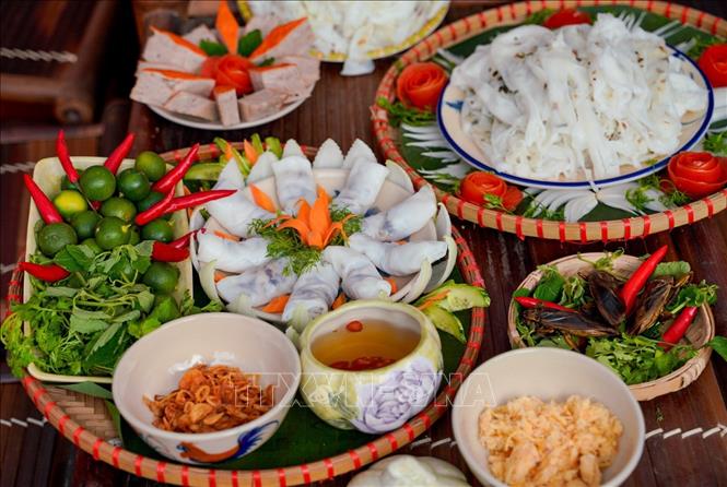 Từ một món ăn dân dã của vùng ven đô, bánh cuốn Thanh Trì chính thức được ghi vào danh mục Bet88447 link đăng nhập, đưa thức quà của người Hà Nội thành biểu tượng Bet88013 88k Cho Tân Thủ ẩm thực của Thủ đô. Ảnh: Khánh Hoà - TTXVN