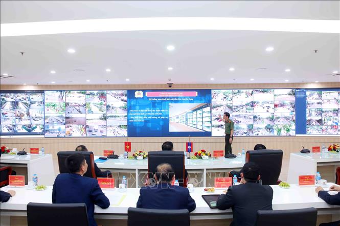 Trung tâm thông tin chỉ huy Công an thành phố Hà Nội. Ảnh: Phạm Kiên - TTXVN