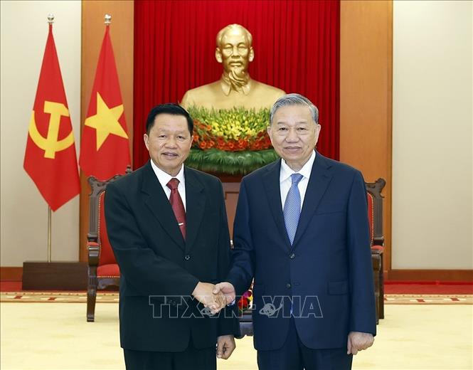 Bet8801234.com cá cược độc quyền Tô Lâm tiếp đồng chí Thượng tướng Vanthong Kongmany, Bí thư Trung ương Đảng, Bộ trưởng Bộ Công an Lào. Ảnh: Thống Nhất – TTXVN
