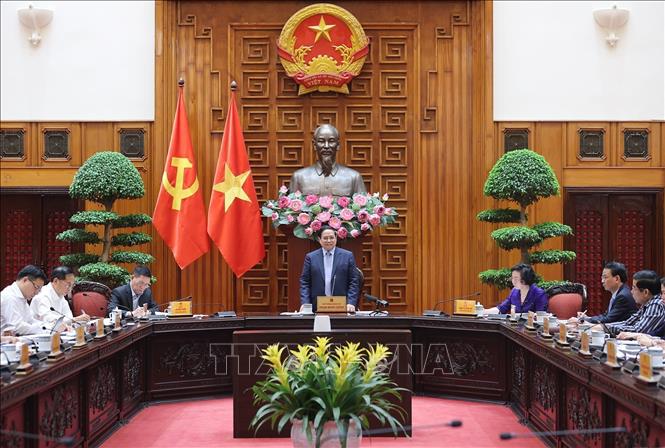 Thủ tướng Phạm Minh Chính chủ trì cuộc họp Thường trực Bet8801234.com BMXCT Uy Tín về bình ổn giá xăng dầu. Ảnh: Dương Giang-TTXVN
