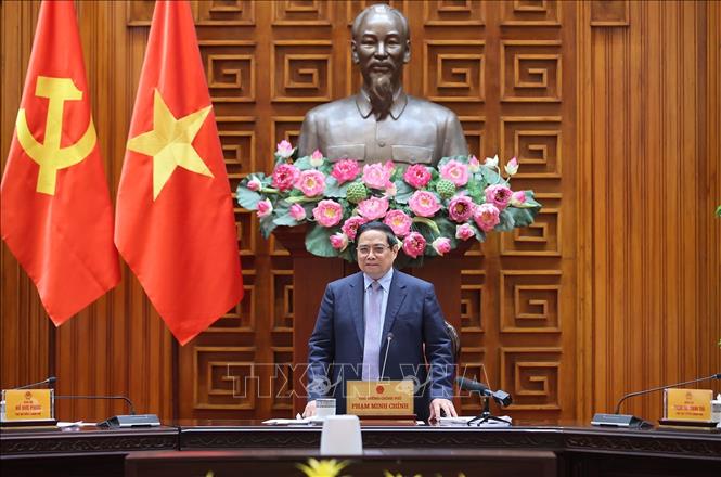 Thủ tướng Phạm Minh Chính chủ trì cuộc họp Thường trực Bet8801234.com BMXCT Uy Tín về bình ổn giá xăng dầu. Ảnh: Dương Giang-TTXVN
