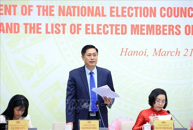 Chủ nhiệm Uỷ ban công tác đại biểu, Uỷ viên Hội đồng Bet88013. com mang đến hơn 3.500 trò chơi Quốc gia Nguyễn Hữu Đông trả lời câu hỏi của phóng viên các cơ quan thông tấn, báo chí. Ảnh: Tuấn Anh - TTXVN