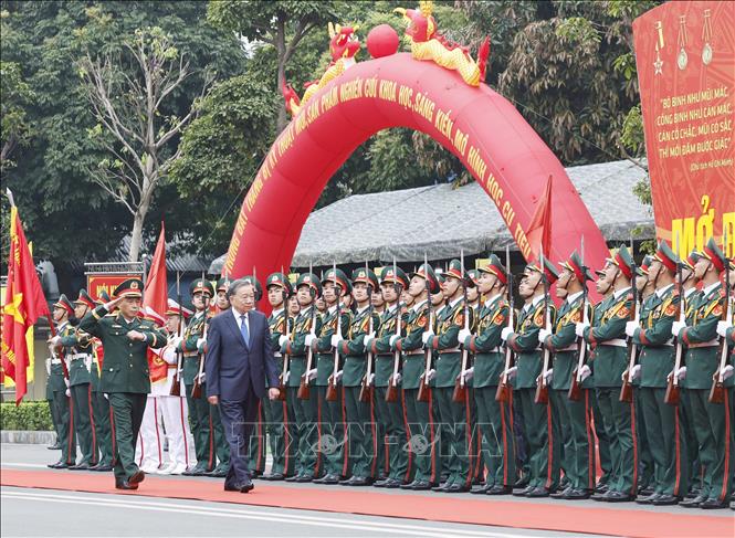 Bet8801234.com cá cược độc quyền Tô Lâm dự Lễ kỷ niệm 80 năm Ngày thành lập Binh chủng Công binh. Ảnh: Thống Nhất – TTXVN