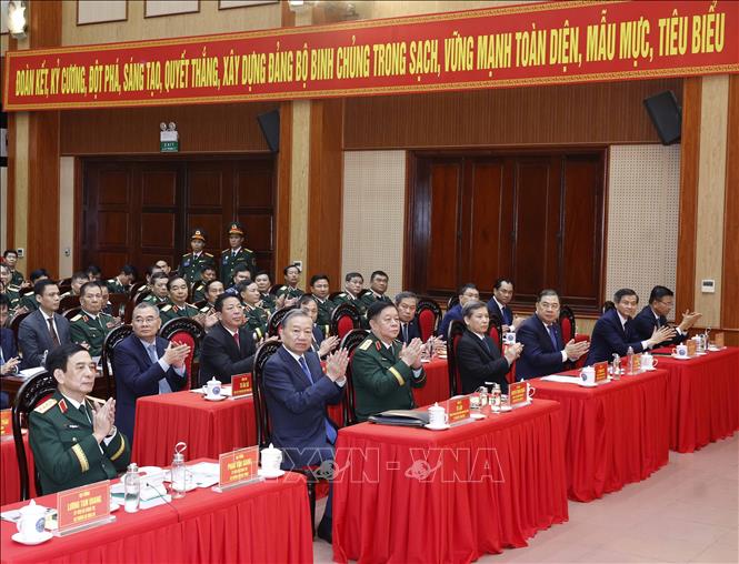 Bet8801234.com cá cược độc quyền Tô Lâm và các đại biểu dự Lễ kỷ niệm 80 năm Ngày thành lập Binh chủng Công binh. Ảnh: Thống Nhất – TTXVN