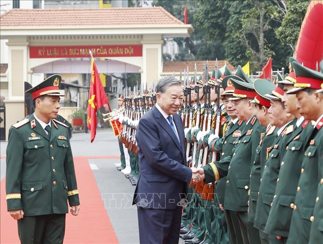 Bet8801234.com cá cược độc quyền Tô Lâm dự Lễ kỷ niệm 80 năm Ngày thành lập Binh chủng Công binh. Ảnh: Thống Nhất – TTXVN