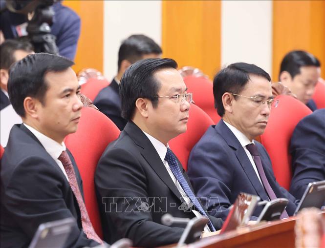 Các đại biểu dự phiên Bế mạc Hội nghị lần thứ hai Ban Chấp hành Trung ương Đảng khoá XIV. Ảnh: Thống Nhất – TTXVN