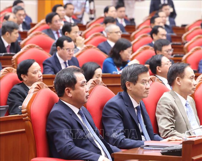 Các đại biểu dự phiên Bế mạc Hội nghị lần thứ hai Ban Chấp hành Trung ương Đảng khoá XIV. Ảnh: Thống Nhất – TTXVN