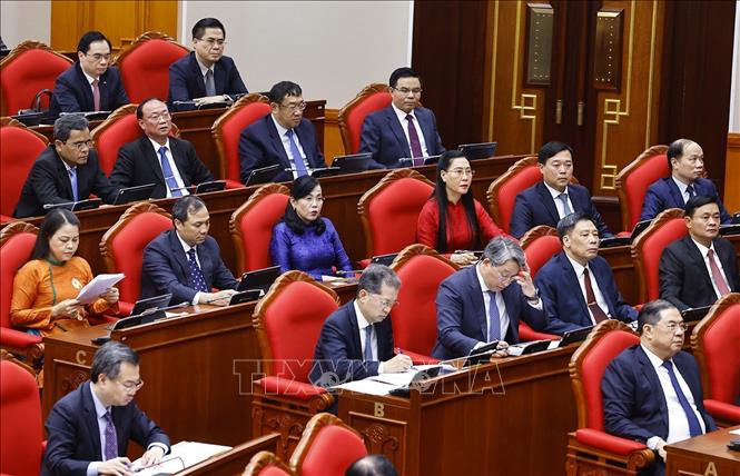 Các đại biểu dự phiên Bế mạc Hội nghị lần thứ hai Ban Chấp hành Trung ương Đảng khoá XIV. Ảnh: Doãn Tấn - TTXVN