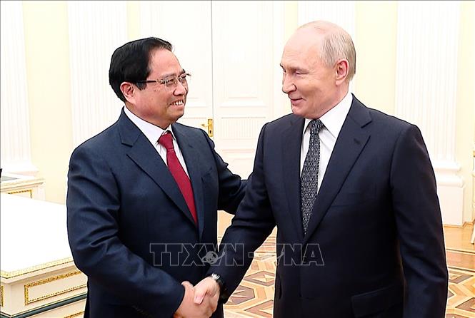 Thủ tướng Phạm Minh Chính hội kiến Tổng thống Nga Vladimir Putin. Ảnh: Dương Giang-TTXVN

