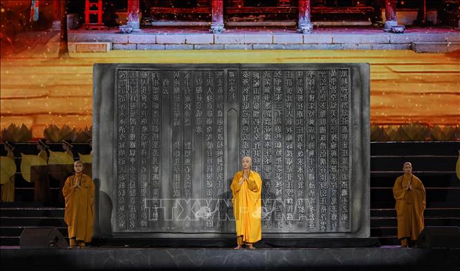 Tiết mục đặc sắc tại buổi lễ. Ảnh: Danh Lam - TTXVN 