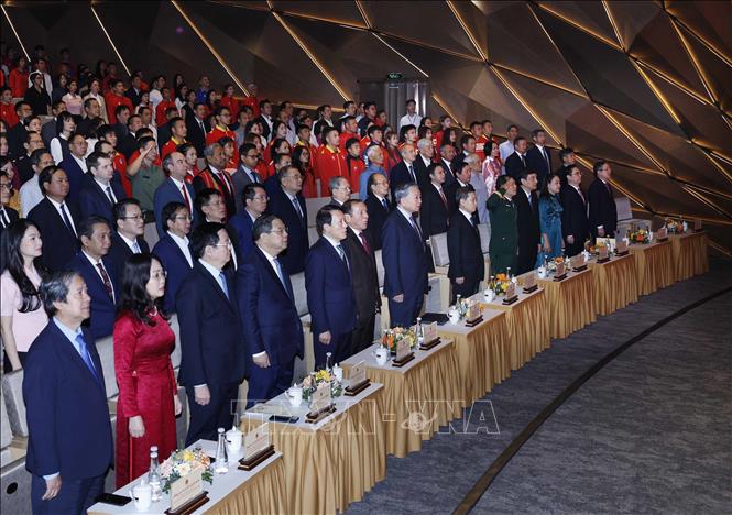 Bet8801234.com cá cược độc quyền Tô Lâm và các đại biểu dự Lễ kỷ niệm 80 năm Ngày truyền thống Ngành Thể dục Thể thao. Ảnh: Thống Nhất – TTXVN