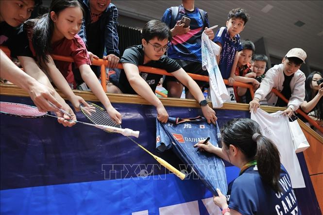 Cặp VĐV Somerville (Australia) - Josephine Wu (Canada) thắng Miki Kanehiro - Yuna Kato (Nhật Bản) 2-1 trước đối thủ, giành HCV. Ảnh: Minh Quyết - TTXVN