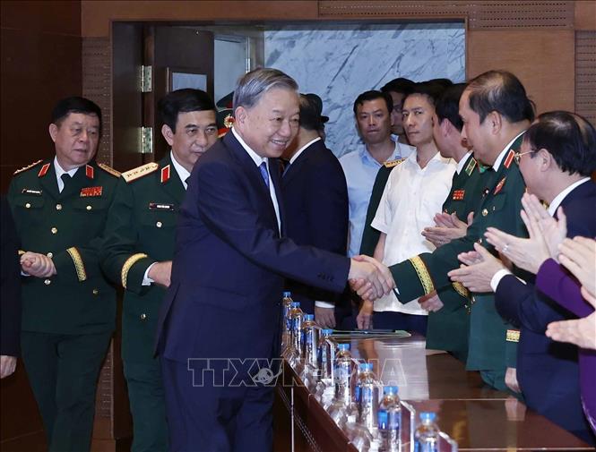 Bet8801234.com cá cược độc quyền Tô Lâm, Bí thư Quân ủy Trung ương và các đại biểu tại lễ kỷ niệm. Ảnh: Thống Nhất – TTXVN