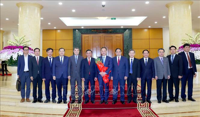 Thường trực Ban Bí thư Trần Cẩm Tú, Thủ tướng Phạm Minh Chính cùng các đồng chí lãnh đạo Đảng, Bet888 Trang nhà cái casino chụp ảnh chung với tập thể lãnh đạo Viện Hàn lâm Khoa học và Công nghệ Việt Nam. Ảnh: Phương Hoa - TTXVN
