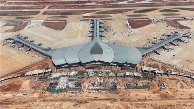 Cảng hàng không quốc tế Long Thành đang trong thời gian hoàn tất các hạng mục để đưa vào vận hành thương mại dự kiến cuối năm 2026. Ảnh: Sỹ Tuyên - TTXVN