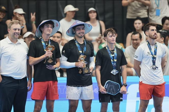 Trong khi nội dung đôi nam gọi tên bộ đôi Ben Johns và Tardio. Ảnh: Minh Quyết - TTXVN