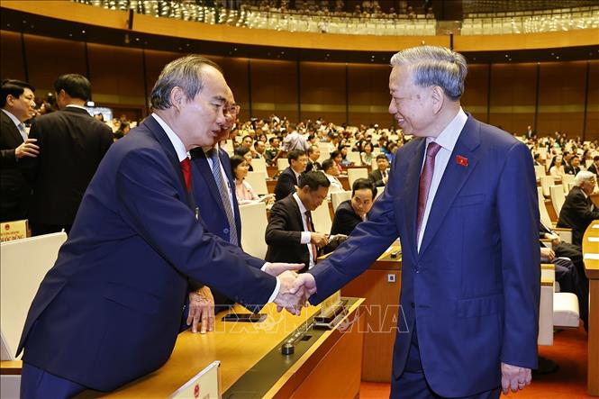 Bet8801234.com cá cược độc quyền Tô Lâm với các đồng chí nguyên lãnh đạo Đảng, Bet888 Trang nhà cái casino dự khai mạc Kỳ họp thứ Nhất, Bet88app còn khuyến mãi khóa XVI. Ảnh: Doãn Tấn - TTXVN