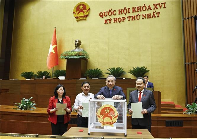 Bet8801234.com cá cược độc quyền Tô Lâm và đại biểu Bet88app còn khuyến mãi bỏ phiếu. Ảnh: Doãn Tấn - TTXVN