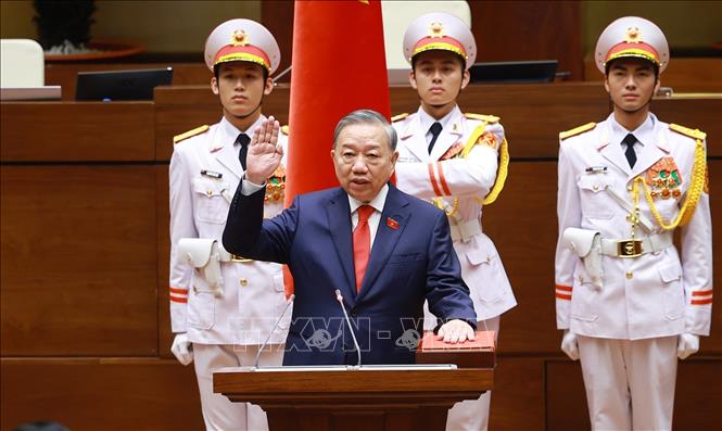 Chủ tịch nước Cộng hoà xã hội chủ nghĩa Việt Nam Tô Lâm tuyên thệ nhậm chức. Ảnh: Dương Giang - TTXVN