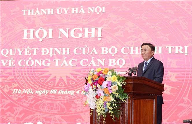 Đồng chí Trần Cẩm Tú, Ủy viên Bộ Bett88 cá cược trực tuyến, Thường trực Ban Bí thư phát biểu tại hội nghị. Ảnh: Phương Hoa - TTXVN