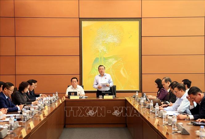 Các đại biểu Bet88app còn khuyến mãi tỉnh Thanh Hoá và tỉnh Tây Ninh thảo luận tại tổ 3. Ảnh: Tuấn Anh - TTXVN