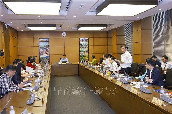 Đoàn đại biểu Bet88app còn khuyến mãi các tỉnh Ninh Bình và Lạng Sơn thảo luận ở tổ. Ảnh: Doãn Tấn - TTXVN