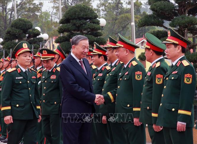 Bet8801234.com cá cược độc quyền, Chủ tịch nước Tô Lâm với các đại biểu. Ảnh: Trọng Đức - TTXVN