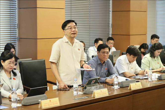 Bet888 football Bet88app còn khuyến mãi tỉnh Đồng Tháp Nguyễn Minh Sơn thảo luận tại tổ. Ảnh: An Đăng - TTXVN