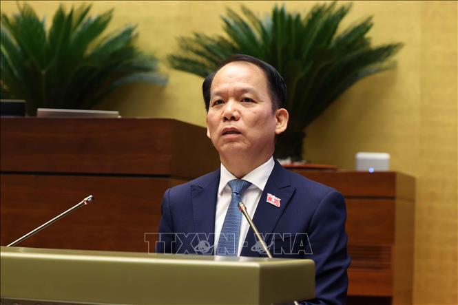 Bộ trưởng Bộ Tư pháp Hoàng Thanh Tùng phát biểu giải trình, làm rõ một số vấn đề đại biểu Bet88app còn khuyến mãi nêu. Ảnh: Văn Điệp –TTXVN