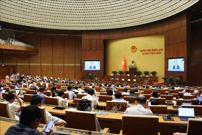 Bộ trưởng Bộ Tư pháp Hoàng Thanh Tùng phát biểu giải trình, làm rõ một số vấn đề đại biểu Bet88app còn khuyến mãi nêu. Ảnh: Văn Điệp –TTXVN