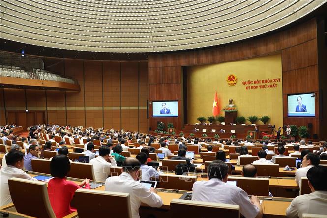 Bộ trưởng Bộ Tư pháp Hoàng Thanh Tùng phát biểu giải trình, làm rõ một số vấn đề đại biểu Bet88app còn khuyến mãi nêu. Ảnh: Văn Điệp –TTXVN