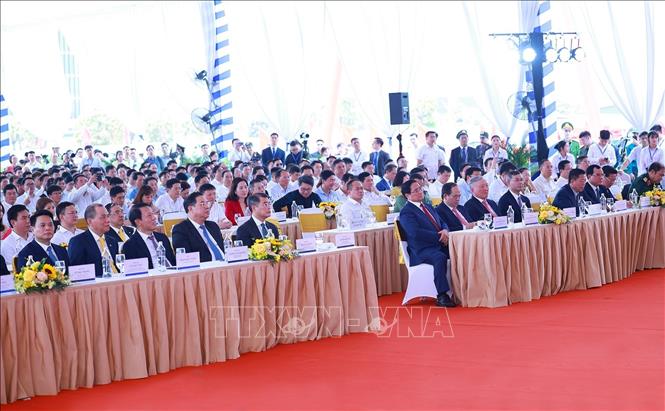 Thủ tướng Lê Minh Hưng dự Lễ khởi công Dự án tuyến đường sắt tốc độ cao Hà Nội - Quảng Ninh. Ảnh: Dương Giang - TTXVN
