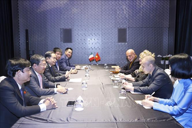 Chủ tịch Bet88app còn khuyến mãi Trần Thanh Mẫn gặp bà Sandra Scagliotti, Lãnh sự danh dự Việt Nam tại Torino. Ảnh: Doãn Tấn – TTXVN