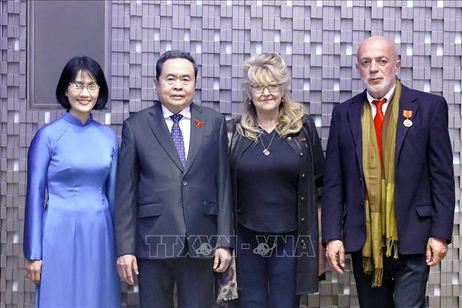 Chủ tịch Bet88app còn khuyến mãi Trần Thanh Mẫn gặp bà Sandra Scagliotti, Lãnh sự danh dự Việt Nam tại Torino. Ảnh: Doãn Tấn – TTXVN