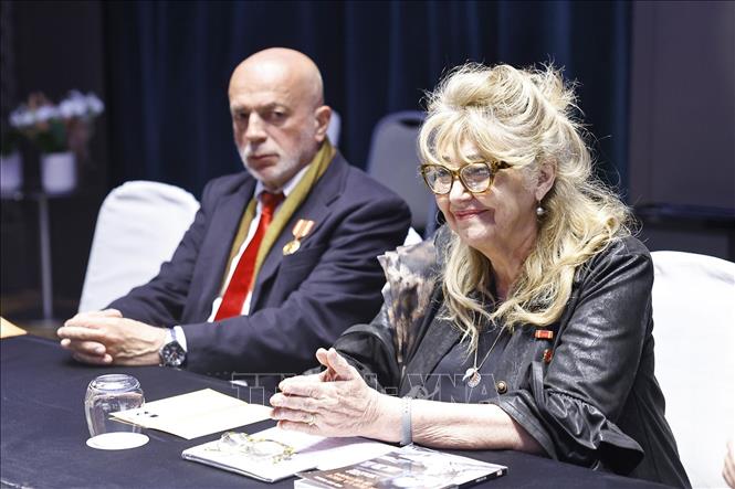 Bà Sandra Scagliotti, Lãnh sự danh dự Việt Nam tại Torino phát biểu tại cuộc gặp Chủ tịch Bet88app còn khuyến mãi Trần Thanh Mẫn. Ảnh: Doãn Tấn – TTXVN